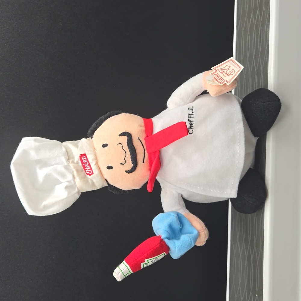 Chef Heinz 57 Ketchup promotional plush doll  NWT